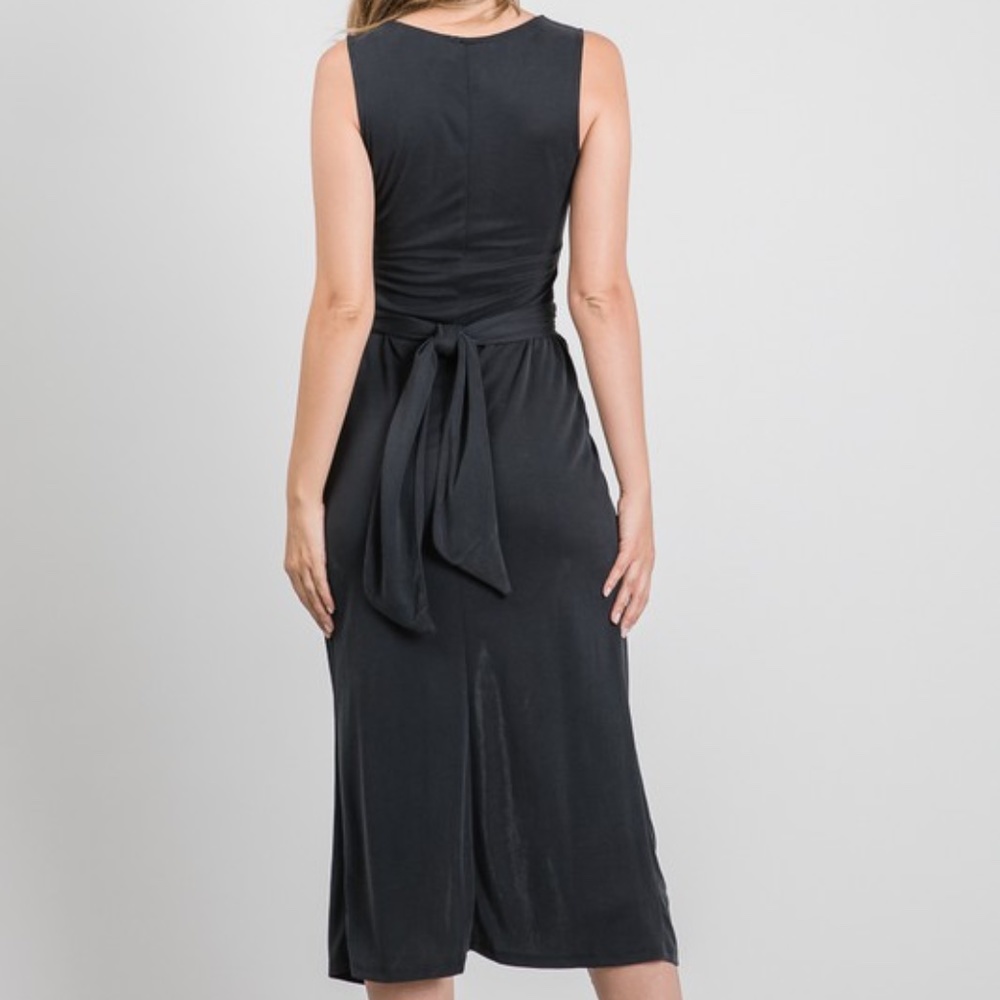 Mrs.Jones Little Black Dress - Picture 3 of 4